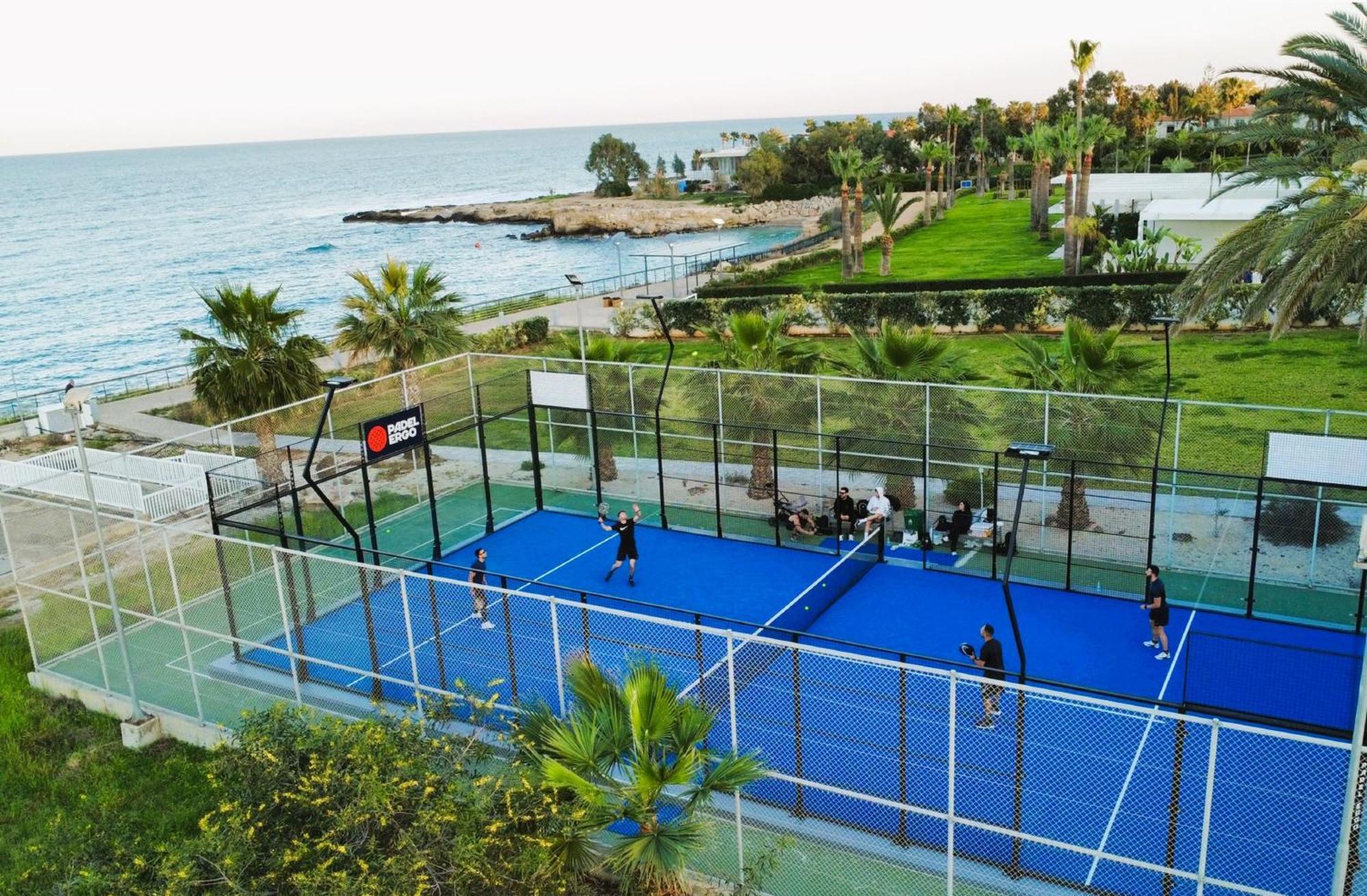 Gabriela - Coralli Beachfront Apartment Protaras Exteriör bild